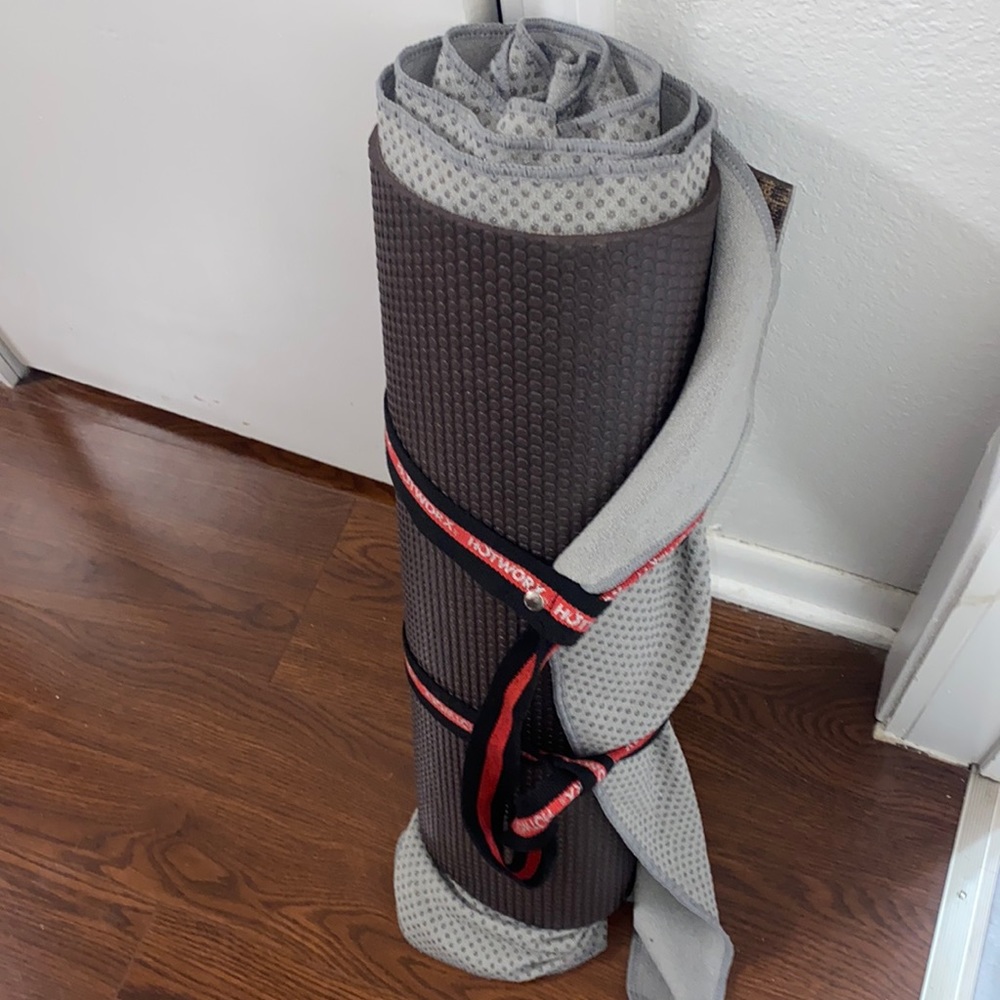 HOTWORX Towel & Yoga Mat & Strap